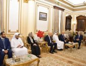 د. الخشت يستعرض توسيع آفاق التعاون بين جامعتى القاهرة والشارقة فى المجالات البحثية والتعليمية وتبادل أعضاء هيئة التدريس والطلاب بين الجامعتين