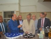 نائب رئيس جامعة الأزهر للوجه القبلي يفتتح وحدة تصنيع مستحضرات طبية و تجميل تابعة لوحدة التطبيقات العلمية والتكنولوجية بفرع الجامعة للوجه القبلي