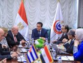 وزير الصحة يستقبل السفير الكوبي لدى مصر لتعزيز سبل التعاون بين البلدين في المجال الصحي