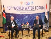 الدكتور سويلم يلتقى وزير المياه الناميبي ورئيس مرفق المياه الافريقي