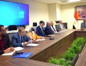 وزير الإسكان يتابع موقف مشروعات مياه الشرب والصرف الصحي الجاري تنفيذها بالتعاون مع شركاء التنمية