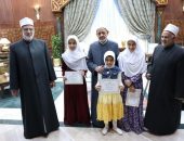 شيخ الأزهر: القرآن الكريم نور لصاحبه وتاج فوق الرؤوس