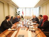وزير التعليم العالي يلتقي نظيره الفلسطيني لبحث سُبل التعاون المُشترك