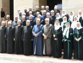 وزير الأوقاف في اجتماعه مع الأئمة والواعظات المرافقين لبعثة الحج