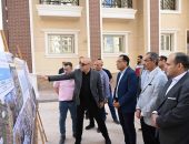 رئيس الوزراء يتفقد التجمع العمراني “صوارى” بمنطقة غرب كارفور