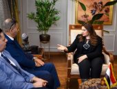 وزيرة الهجرة تستقبل اثنين من المستثمرين المصريين بالولايات المتحدة الأمريكية وتستمع إلى مقترحاتهم الاستثمارية
