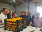 وزير الزراعة يتفقد احدى محطات ومزارع التصدير بالنوبارية ويؤكد على دعم الدولة لمنظومة الصادرات وللقطاع الخاص