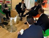 وزير الخارجية يلتقي وزير الدولة البريطاني لشئون الشرق الأوسط في بروكسل