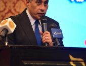 وزير العمل يُشارك فعاليات تسليم كارنيهات مزاولة مهنة لمُتدربين في مجال النظافة وإدارة المُخلفات ..