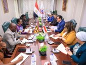 وزير الصحة يستقبل وزيرة الدولة الأوغندية لشؤون الصحة العامة لبحث سبل التعاون المشترك في القطاع الصحي