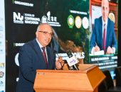 الدكتور سويلم يشارك في فعاليات “المؤتمر الدولى للمناخ والبيئة” والمنعقد بمقر “جامعة النيل الأهلية” ، ويستعرض مجهودات الوزارة في التعامل مع تحديات المياه وتغير المناخ