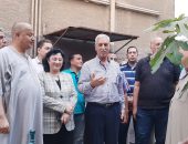 محافظ الدقهلية يكلف رئيس مركز ومدينة ميت غمر ورئيس شركة مياة الشرب والصرف الصحي  بسرعة التعامل الفوري لحل مشكلة الصرف الصحي بمدينة ميت غمر نتيجة هبوط ارضي..