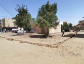 محافظ الوادي الجديد: ترميم ٤.٥ كم طرق بأحياء مدينة الخارجة