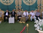 محافظ الدقهلية يقدم واجب العزاء لأسرة الفقيد الدكتور حمدي عبد الرازق بسيوني رئيس مجلس ادارة مدارس جلوري بالمنصورة..