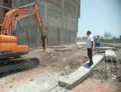 محافظ كفرالشيخ يتابع جهود إزالة التعديات على الأراضى الزراعية ومخالفات البناء بفوه.. علي مساحة 250م2