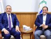 رئيسا التنظيم والإدارة والمركز الوطني لتخطيط استخدامات أراضي الدولة يتفقدان امتحان المتقدمين لشغل وظائف مهندسين بالمركز