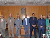 محافظ الإسماعيلية يستقبل مساعد وزير التنمية المحلية لمناقشة تسريع منظومة العمل في ملفات تقنين أملاك الدولة