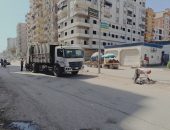 مختار”: رفع كافة التراكمات من المخلفات البلديه  والصلبة وتراكمات الاتربه ونواتج تقليم أشجار بالمنطقه المركزيه بشرق وغرب المدينة خلال فترتي عمل.