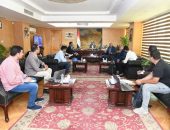 محافظ الفيوم يتابع مع رئيس جهاز تعمير القاهرة الكبري ووفد دار الهندسة موقف نهو وتسليم مشروعات “حياة كريمة”