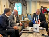 على هامش فاعليات مؤتمر الاستثمار المصري الأوروبي برعاية فخامة الرئيس السيسي : وزير الزراعة يبحث مع إحدى كبريات الشركات الهولندية التعاون في إنتاج وتسويق تقاوي البطاطس