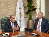 بيان صادر عن وزارة الخارجية والهجرة وشئون المصريين بالخارج: ‏‎وزير الخارجية والهجرة وشئون المصريين بالخارج يجتمع مع قيادات وأعضاء قطاع الهجرة بالوزارة