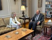 وزير الخارجية يستقبل المدير العام للعمليات بالبنك الدولي