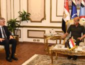 الفريق أول / محمد زكى القائد العام للقوات المسلحة يلتقى وكيل سكرتير عام الأمم المتحدة لعمليات حفظ السلام …