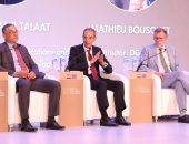ضمن فعاليات مؤتمر الاستثمار المصرى الأوروبى الدكتور/ عمرو طلعت وزير الاتصالات وتكنولوجيا المعلومات يشارك فى جلستين حول تعزيز التكنولوجيا وريادة الأعمال  الدكتور/ عمرو طلعت: 400 شركة عالمية تقدم خدمات التعهيد من مصر إلى مختلف دول العالم .