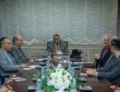 وزير الدولة للإنتاج الحربى ” يستقبل رئيس مجلس إدارة شركة ” تدوير الإماراتية