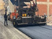 تنفيذ أعمال الرصف بالأسفلت بعدد ٣ شوارع بمنطقة الشيخ سديد بالسنانية ضمن مشروع تطوير المناطق الغير مخططة