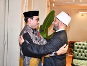 وزير الأوقاف يستقبل نائب الأمين العام لمجلس العلماء الإندونيسي والوفد المرافق له