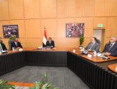 تقدم للوزير السابق بالشكر: قيمة وقامة وأضاف للوزارة الكثير وزير الإسكان يعقد أول اجتماعاته مع جهات وقطاعات الوزارة.. وينقل لهم تكليفات فخامة الرئيس عبدالفتاح السيسى