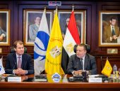 في إطار جهود تعزيز الشمول المالي للمرأة وتمكينها اقتصاديًا محافظ البنك المركزي المصري يوقع على ميثاق “مبادرة تمويل رائدات الأعمال (We-Fi)” بالتعاون مع البنك الأوروبي لإعادة الإعمار والتنمية