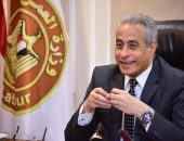 حسن شحاتة يشكر العاملين بوزارة العمل ..