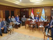 .محافظ كفرالشيخ يناقش عدد من الملفات ومشاكل الدوائر مع أعضاء مجلسي النواب والشيوخ .. مقدمين خالص التهنئة بمناسبة تولي مهام عمله