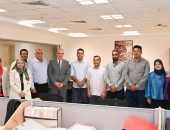 التقى السيد الأستاذ الدكتور/ هانى سويلم وزير الموارد المائية والرى بالعديد من السادة العاملين بجهات الوزارة المختلفة الذين حرصوا على تهنئة السيد الأستاذ الدكتور/ الوزير بتجديد ثقة القيادة السياسية فى سيادته