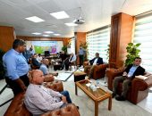 وزير الإسكان يعقد اجتماعا بمقر جهاز “برج العرب الجديدة” لمتابعة سير العمل بمختلف القطاعات بالمدينة.. وموقف المشروعات الجارى تنفيذها