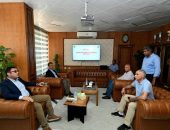 وزير الإسكان يعقد اجتماعا بمقر جهاز “برج العرب الجديدة” لمتابعة سير العمل بمختلف القطاعات بالمدينة.. وموقف المشروعات الجارى تنفيذها