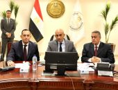 وزير التربية والتعليم يتابع امتحانات الثانوية العامة من خلال غرفة العمليات المركزية بالوزارة