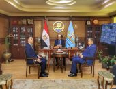 رئيس جامعة كفر الشيخ يهنئ اللواء دكتور علاء عبد المعطي بثقة القيادة السياسية لتوليه منصب محافظ كفر الشيخ
