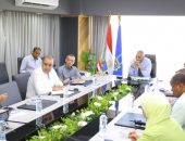 محافظ أسوان : وضع الحلول الجذرية والعاجلة لمشاكل مياه الشرب والصرف الصحى بالمناطق الساخنة وتسخير كافة الإمكانيات لتحسين ضغوط المياه والقضاء على ضعفها وإنقطاعها وإنتظامها بشكل مستمر