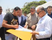 محافظ الجيزة يتفقد أعمال رصف الطبقة الرابطة بطريق ٦ أكتوبر بمركز ومدينة أبو النمرس