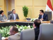 نائب رئيس مجلس الوزراء ووزير الصحة والسكان يوجه بتكثيف العمل خلال الفترة القادمة لتنفيذ كافة تكليفات وتوجيهات القيادة السياسية