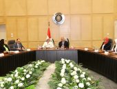 نائب رئيس مجلس الوزراء للتنمية الصناعية وزير الصناعة والنقل ووزيرة البيئة يبحثان سبل تيسير إجراءات التراخيص الصناعية واستمرار التنسيق بين هيئة التنمية الصناعية وجهاز شئون البيئة