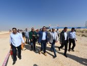 وزير الإسكان يتفقد وحدات المبادرة الرئاسية “سكن لكل المصريين”.. وأعمال الطرق والمرافق بالتجمع السادس والامتداد الجنوبى بالقاهرة الجديدة