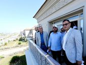 وزير الإسكان يتفقد المشروعات السكنية ومحطة تحلية مياه البحر والمرحلة الأولى للكورنيش بمدينة المنصورة الجديدة
