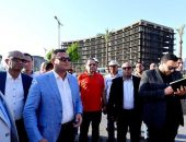 وزير الإسكان لمسئولى شركات المقاولات: “اللى مش هيقدر يشتغل معانا يعتذر”.. نريد أن نرى تقدما ملحوظا فى الأعمال المنفذة خلال زيارة الأسبوع المقبل