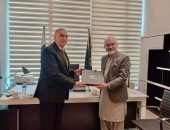 السفير المصرى يلتقي برئيس هيئة السياحة في باكستان