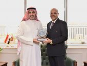 وزير العمل يستقبل المدير العام لمنظمة العمل العربية..