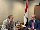 مع رئيس رابـطة الغـاز الكنديـة، السفير المصري بكندا يؤكد على أجندة الطاقة الطموحة لمصر وسياساتها المتقدِّمة في هذا الصدد، وسُبل التعاون مع مصر بإعتبارها مركزاً إقليمياً بازغاً للطاقة في المنطقة.